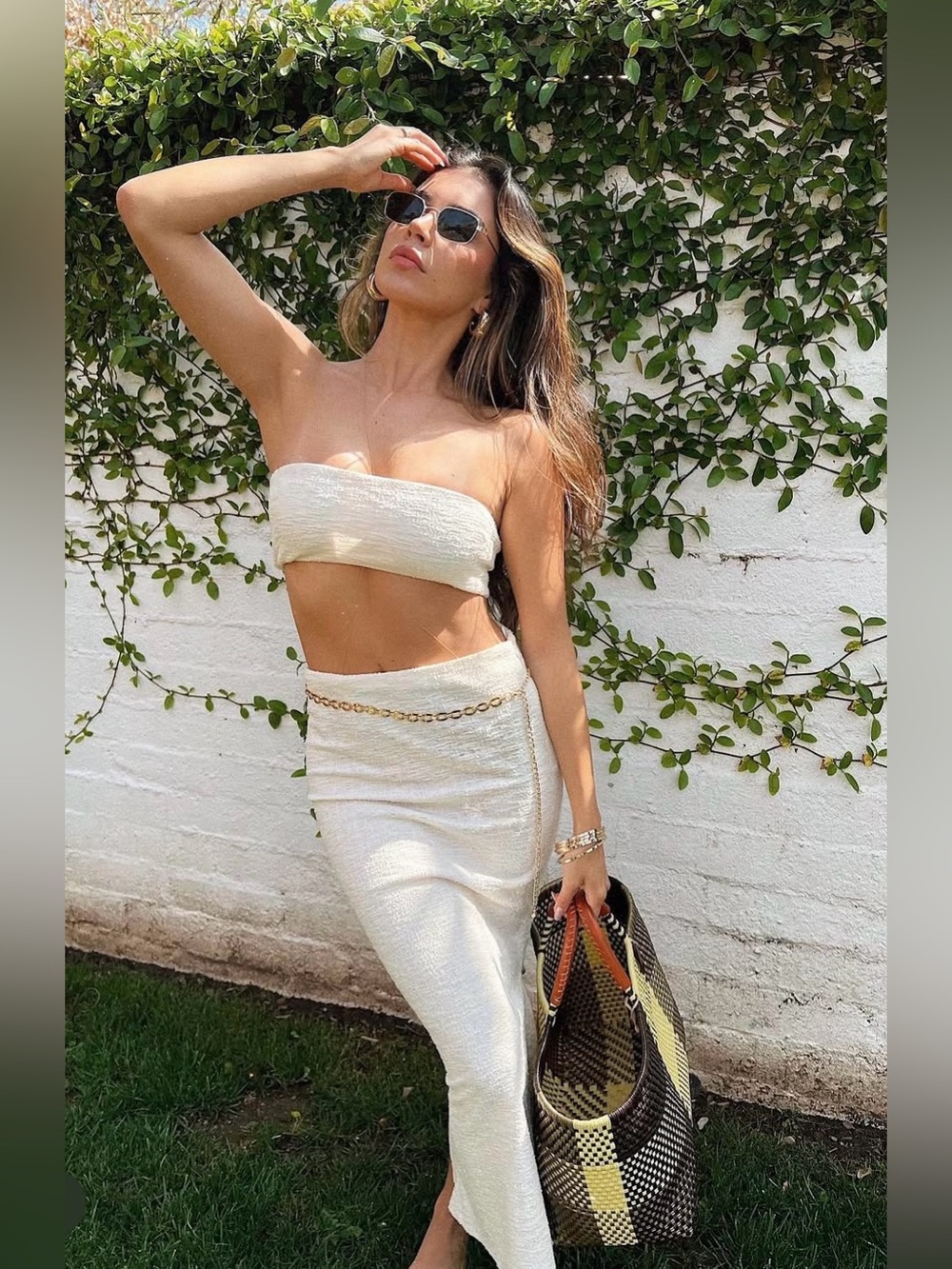 From starlow by salty
Cream Bandeau & Midi Skirt Set 
Small
NWOT